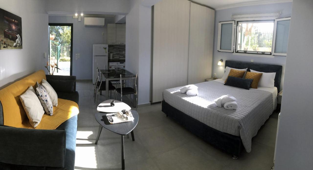 Strelitzia Apartments 卡拉瓦杜斯 外观 照片