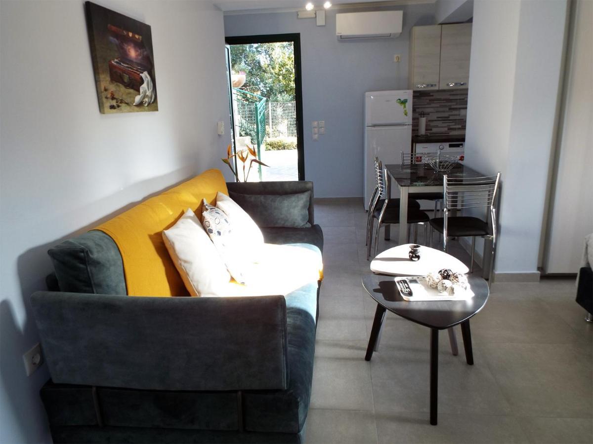 Strelitzia Apartments 卡拉瓦杜斯 外观 照片